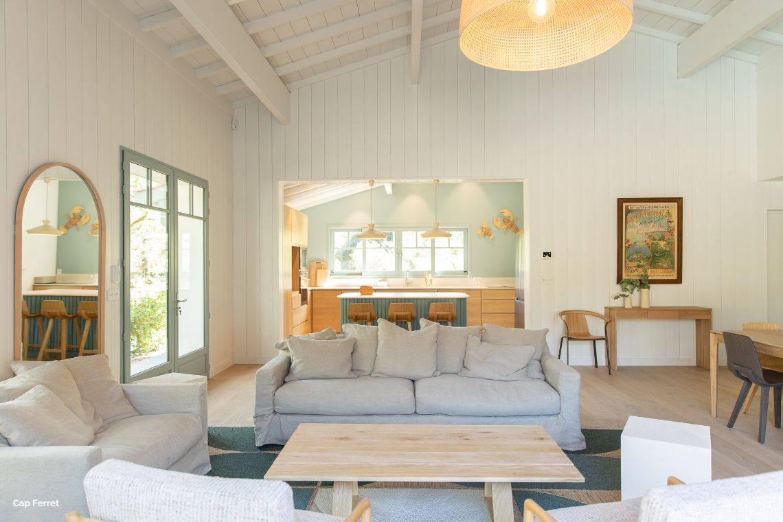 Tendances déco modernes pour une villa au Pyla-sur-Mer avec design contemporain