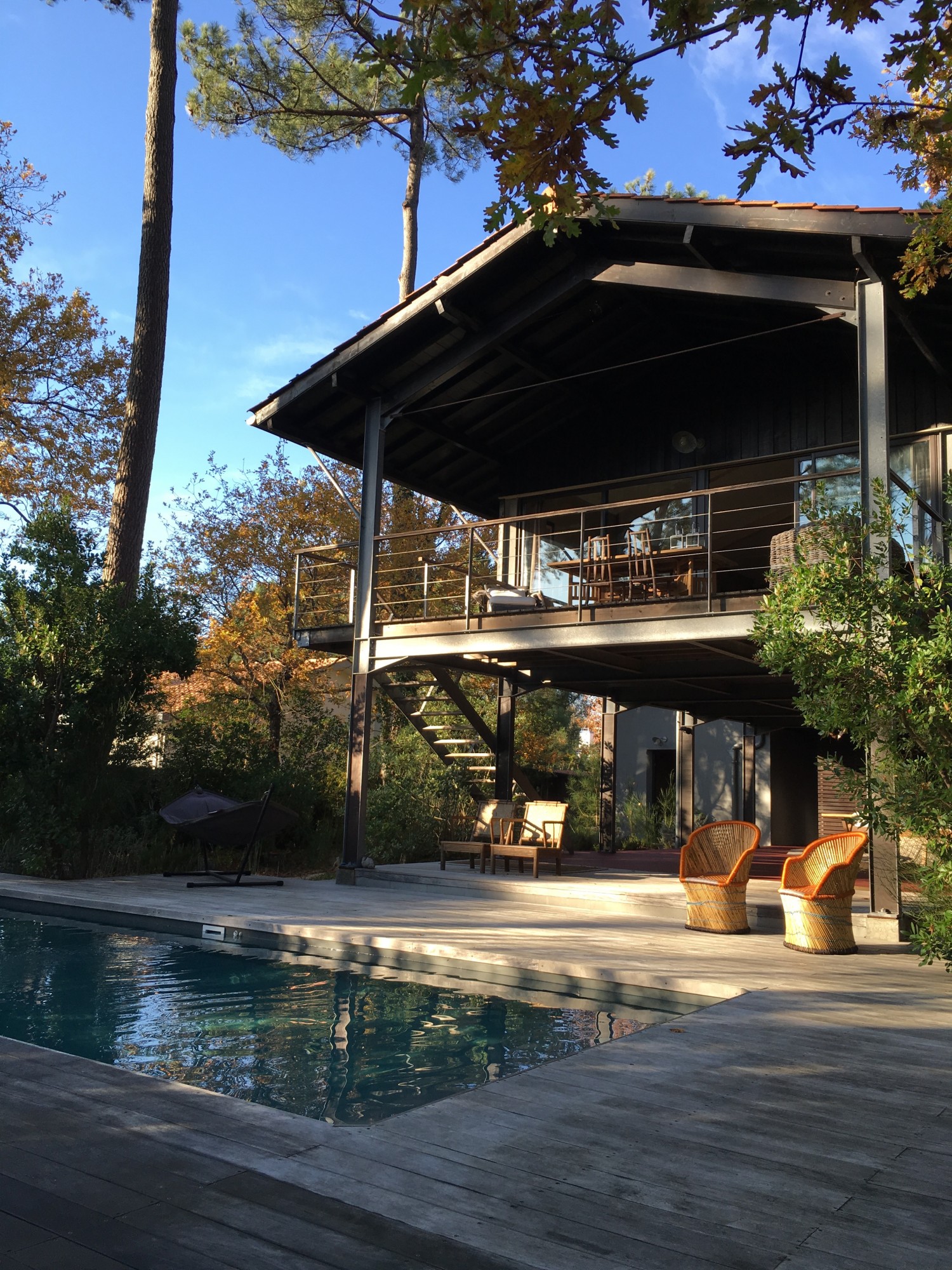 VENTE BELLE MAISON ENBOIS PYLA SUR MER AVEC PISCINE ET VUE SUR LA FORET
