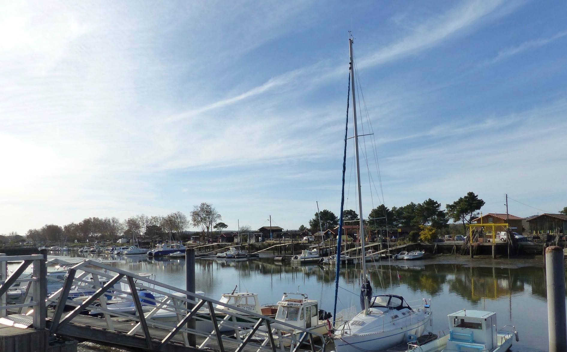 LES BELLES VILLAS D'ARCHITECTE EN BOIS AU PORT DE LA TESTE