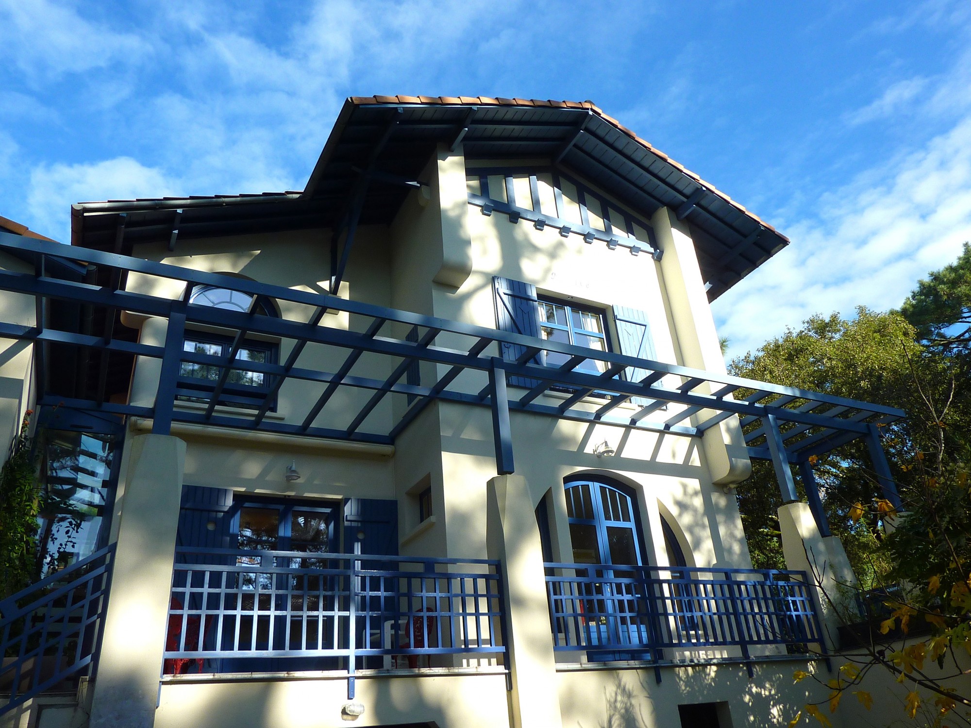 VENDU PAR BARNES VILLA DE PRESTIGE QUARTIER DU MOULLEAU