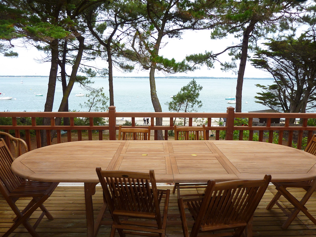 VENDU BARNES PYLA SUPERBE VILLA TRADITIONNELLE PREMIÈRE LIGNE ET CENTRE MOULLEAU