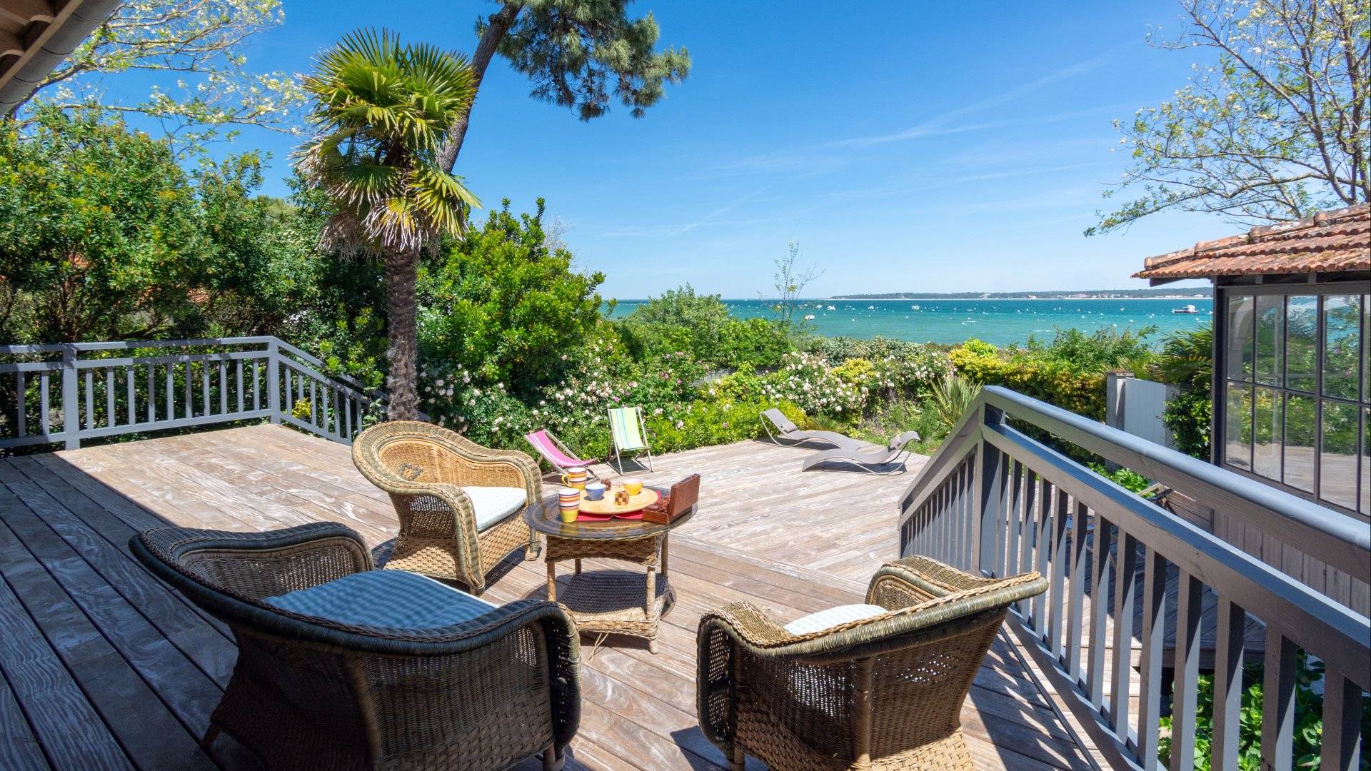 À LOUER VILLA PREMIÈRE LIGNE CAP FERRET